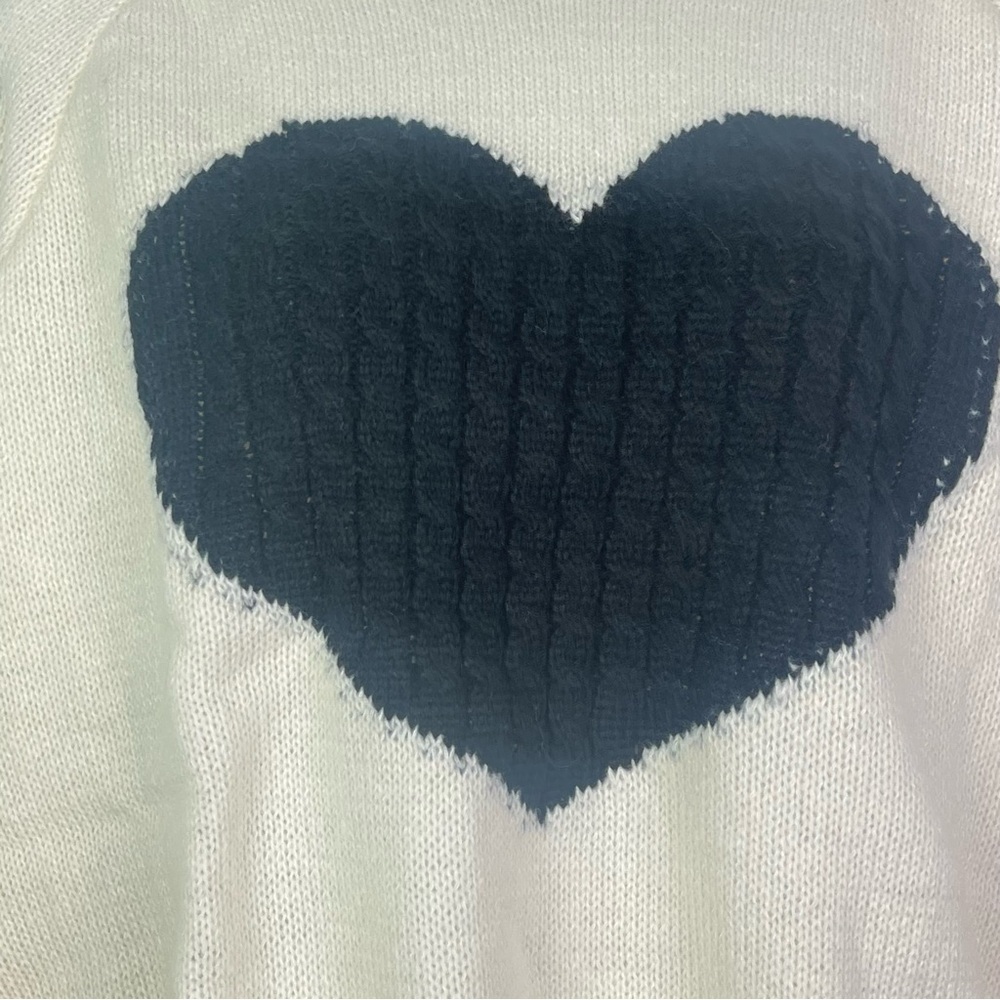 Black Heart Knit Sweater - Picture 2 of 4